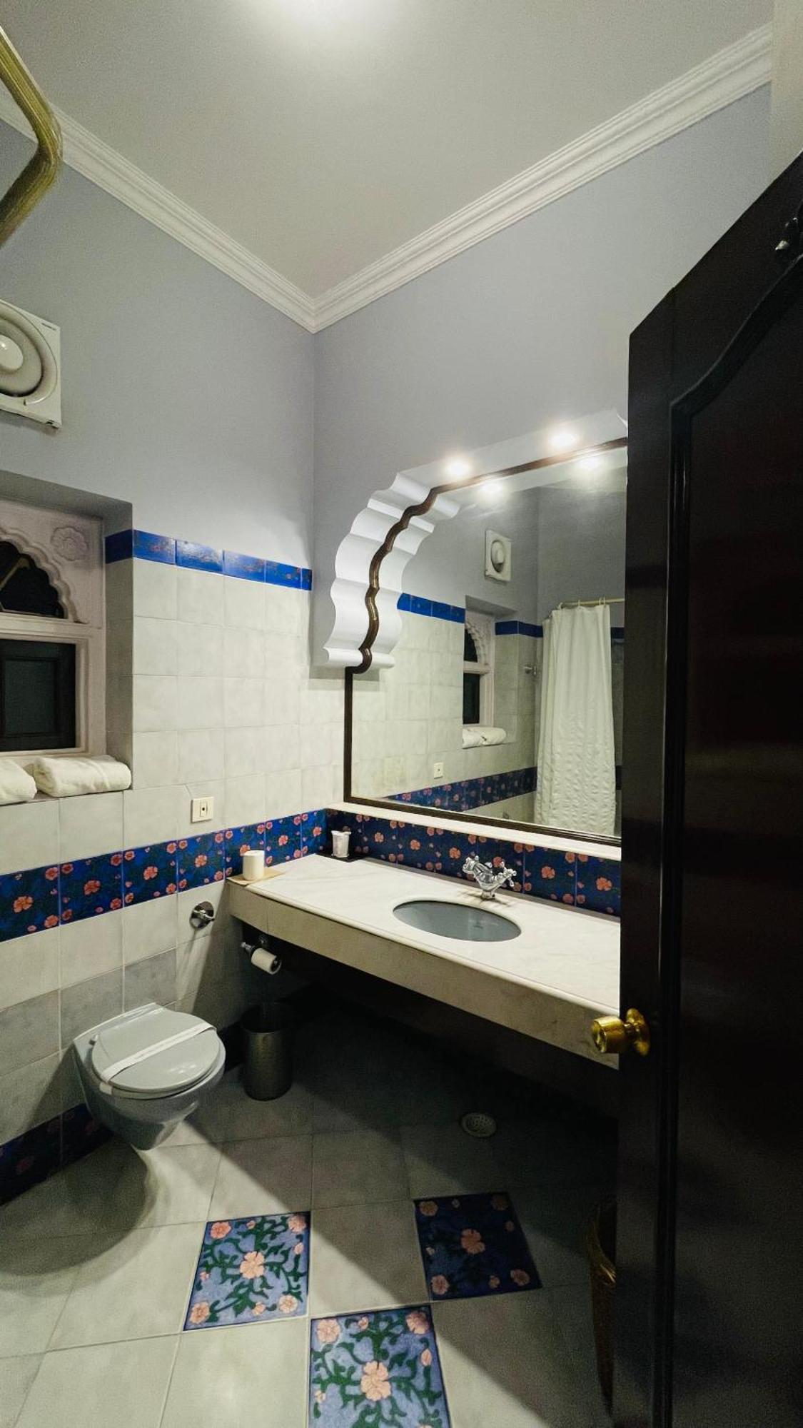 Heritage Resort Биканер Экстерьер фото